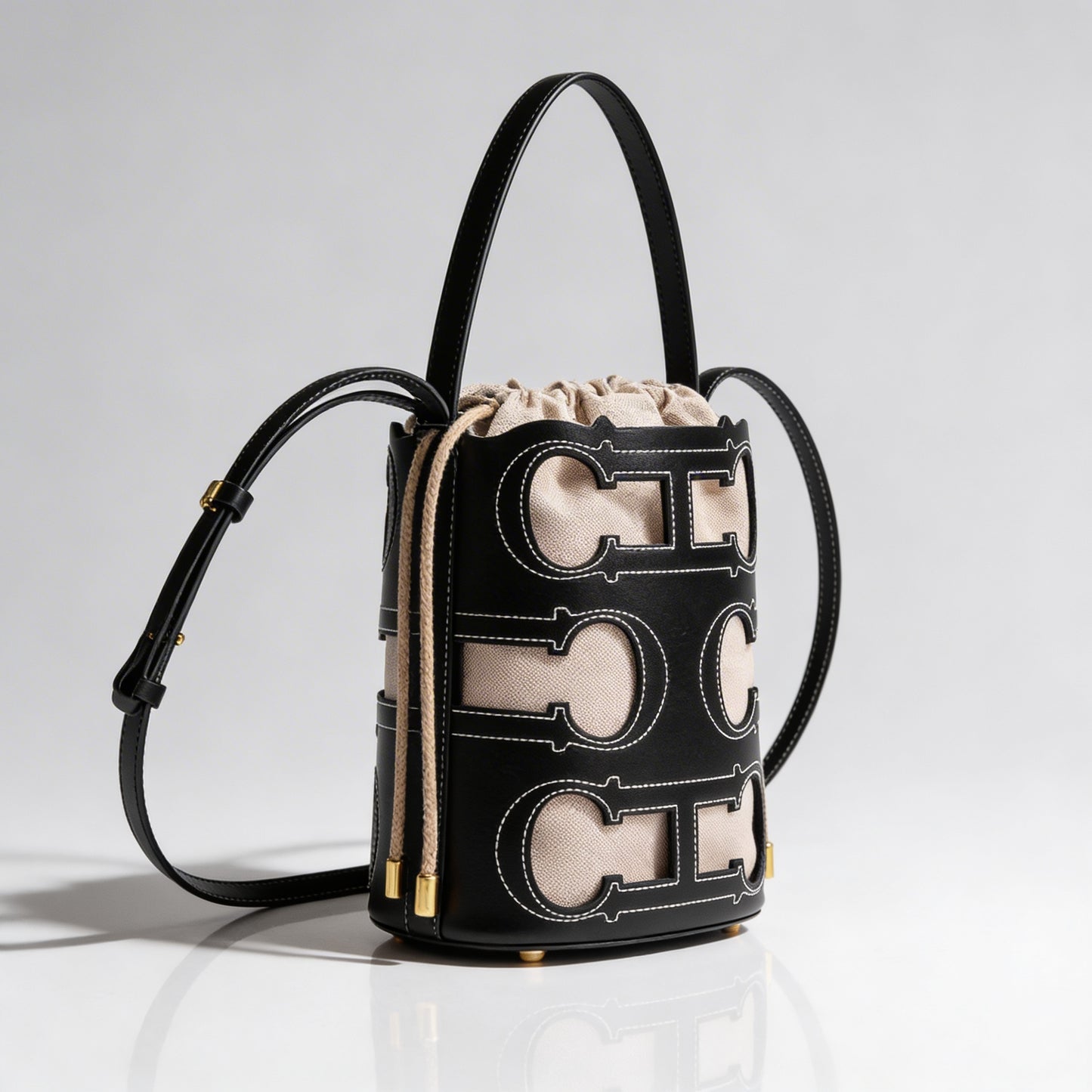 Alessia Hollow Elegance Bag