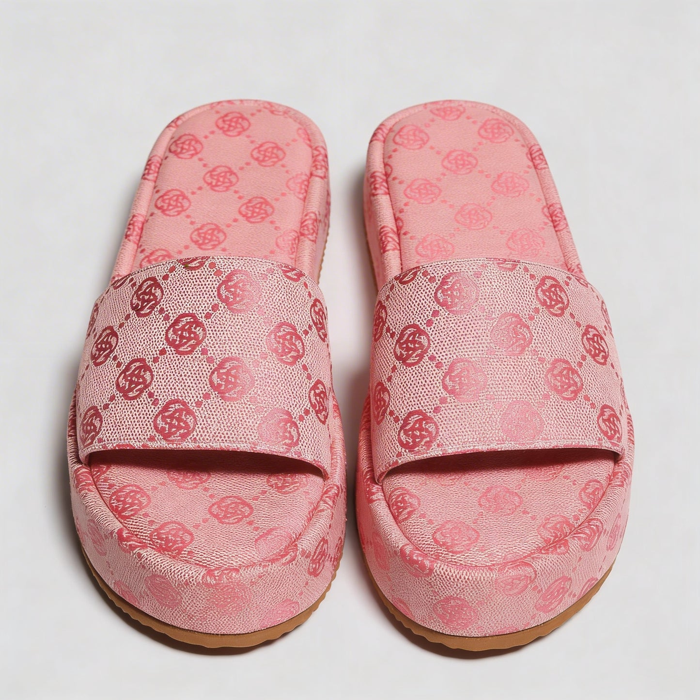 Valenza Elevated Comfort Slides