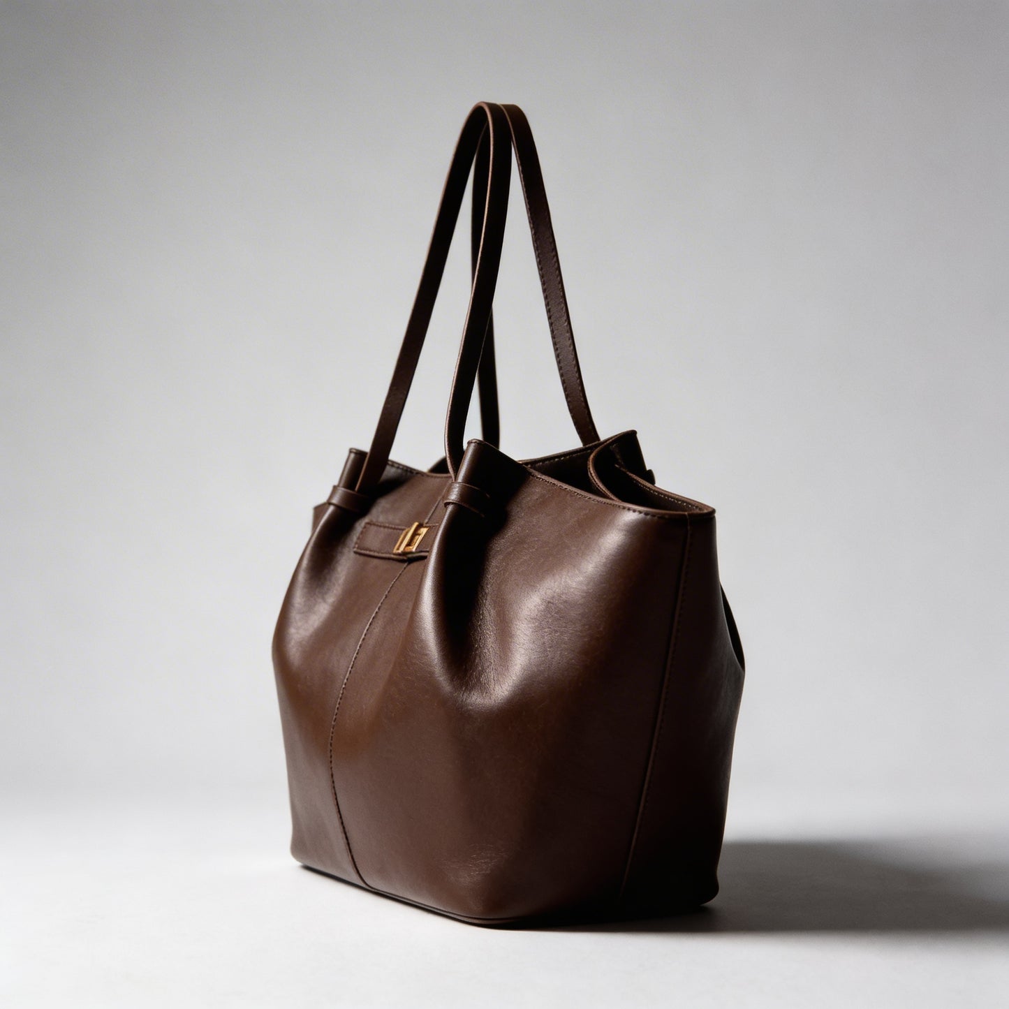 Stadera Essential Shoulder Bag