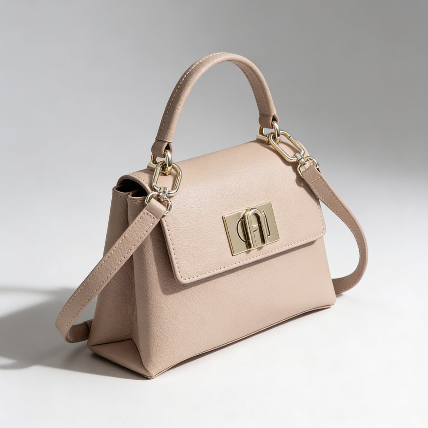 Aurelia Essence Square Bag