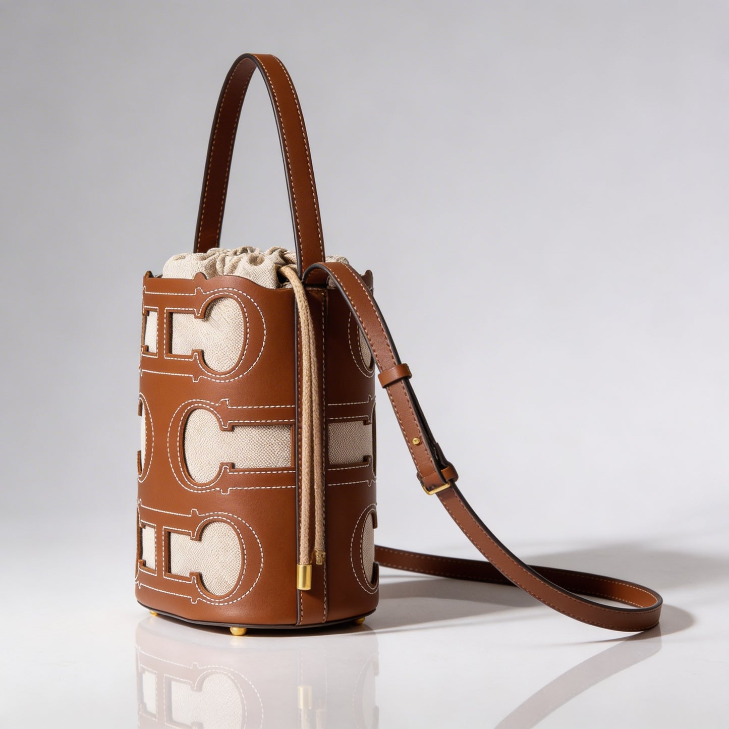 Alessia Hollow Elegance Bag