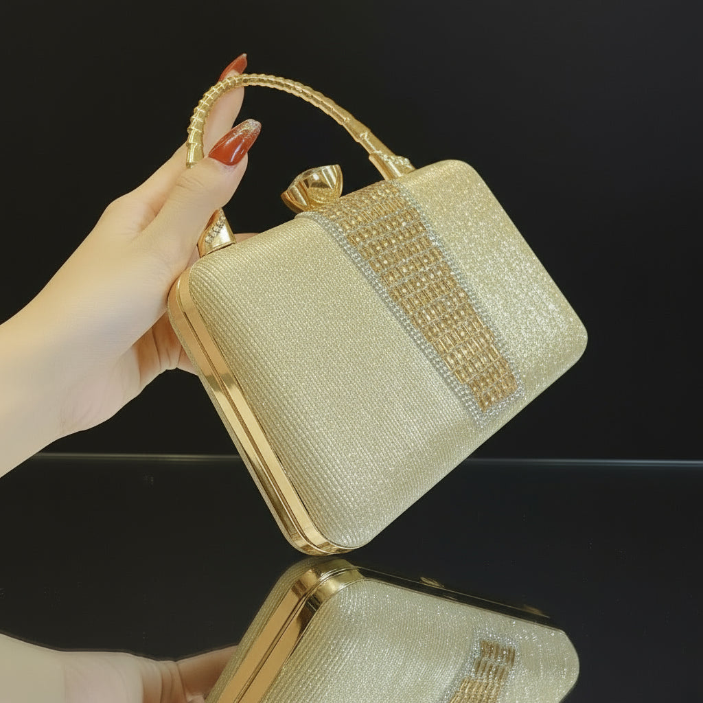 Novissi Sparkle Clutch