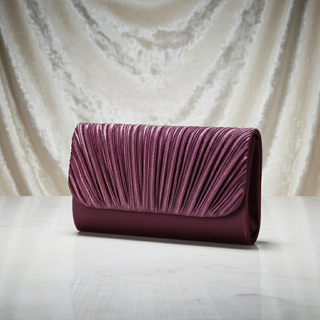Vera Bold Clutch