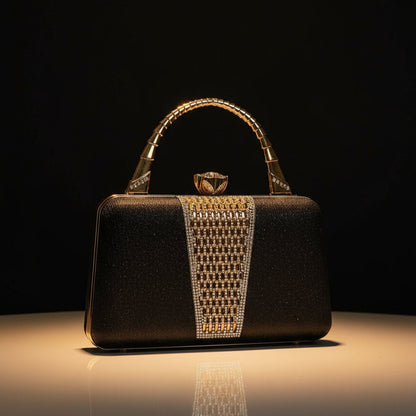 Novissi Sparkle Clutch