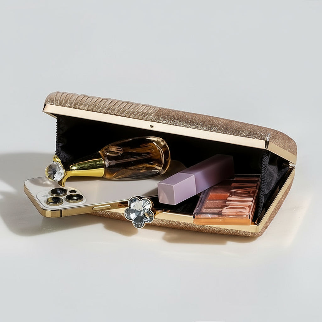 Cielo Radiant Clutch