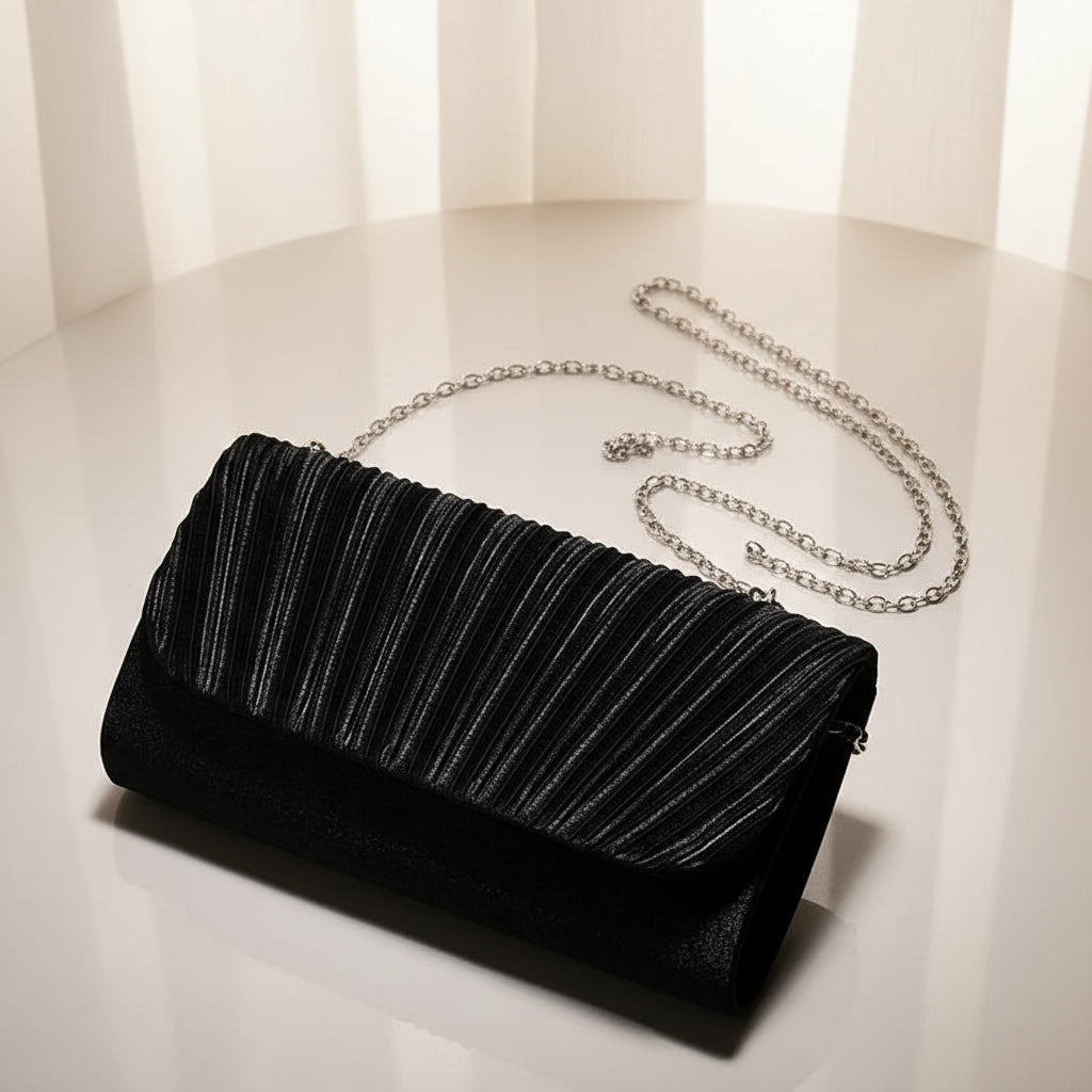 Vera Bold Clutch