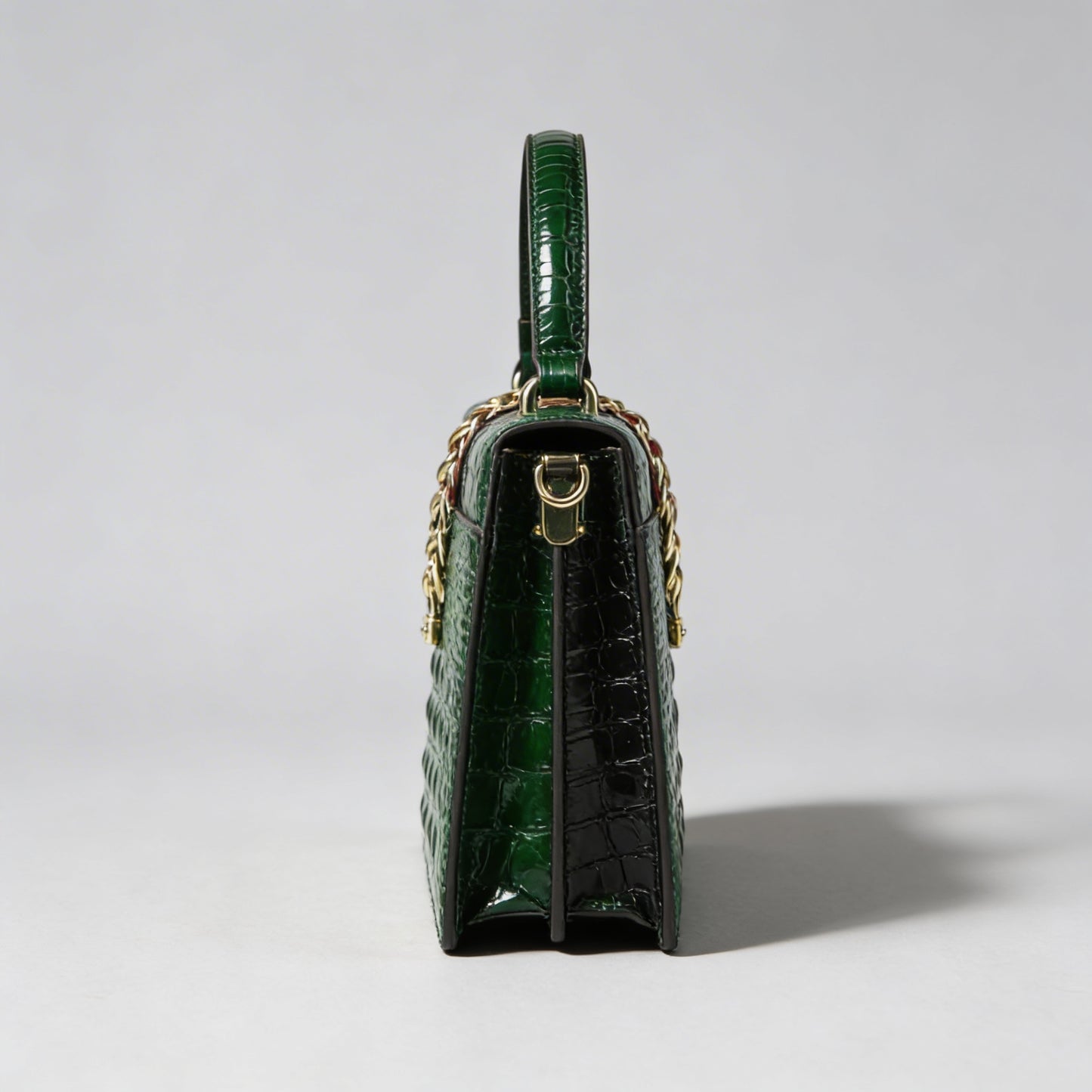 Aurelo Essence Messenger Purse