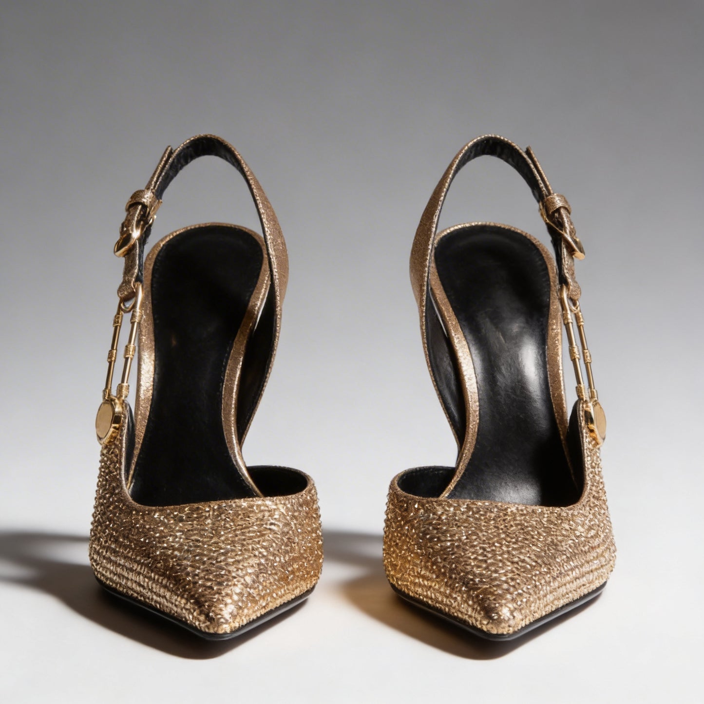 Vellaro Sculpted Grace Slingback