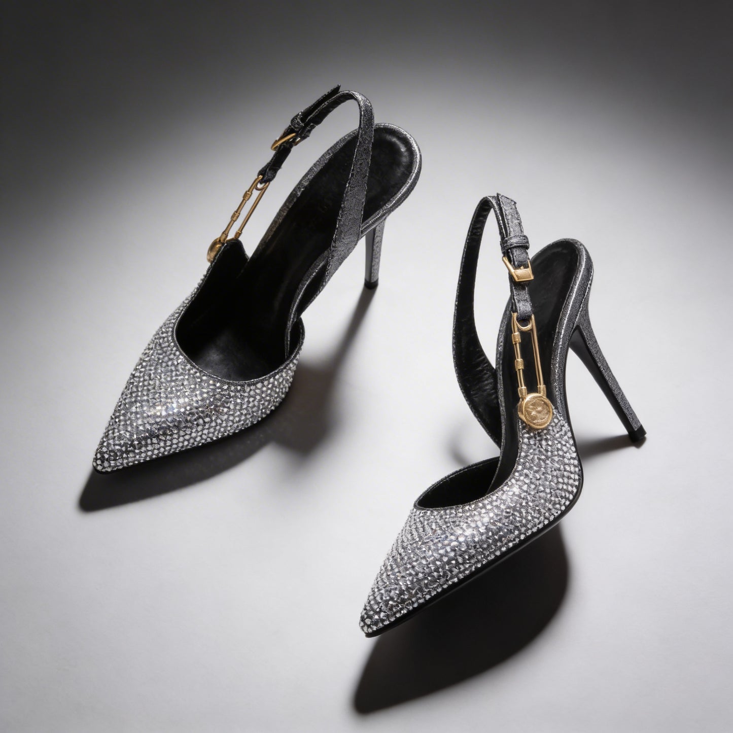 Vellaro Sculpted Grace Slingback