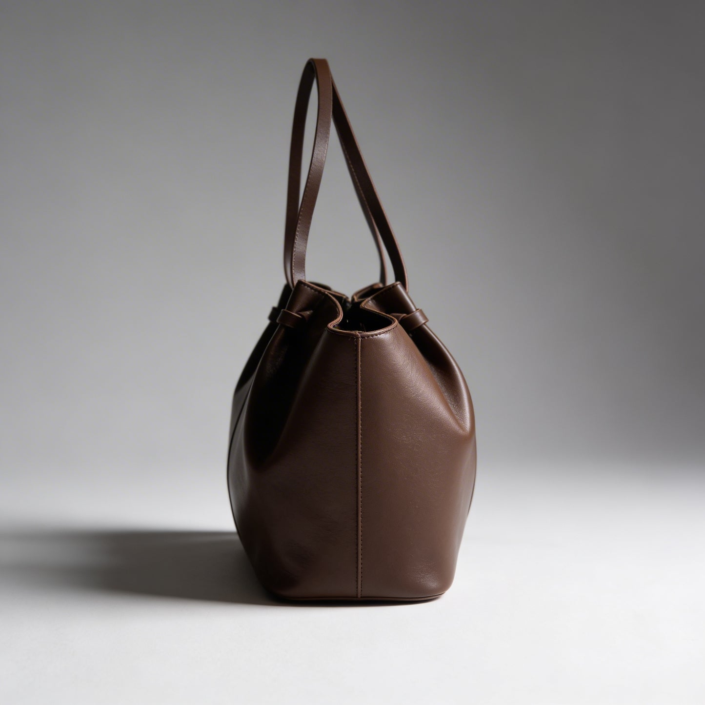 Stadera Essential Shoulder Bag