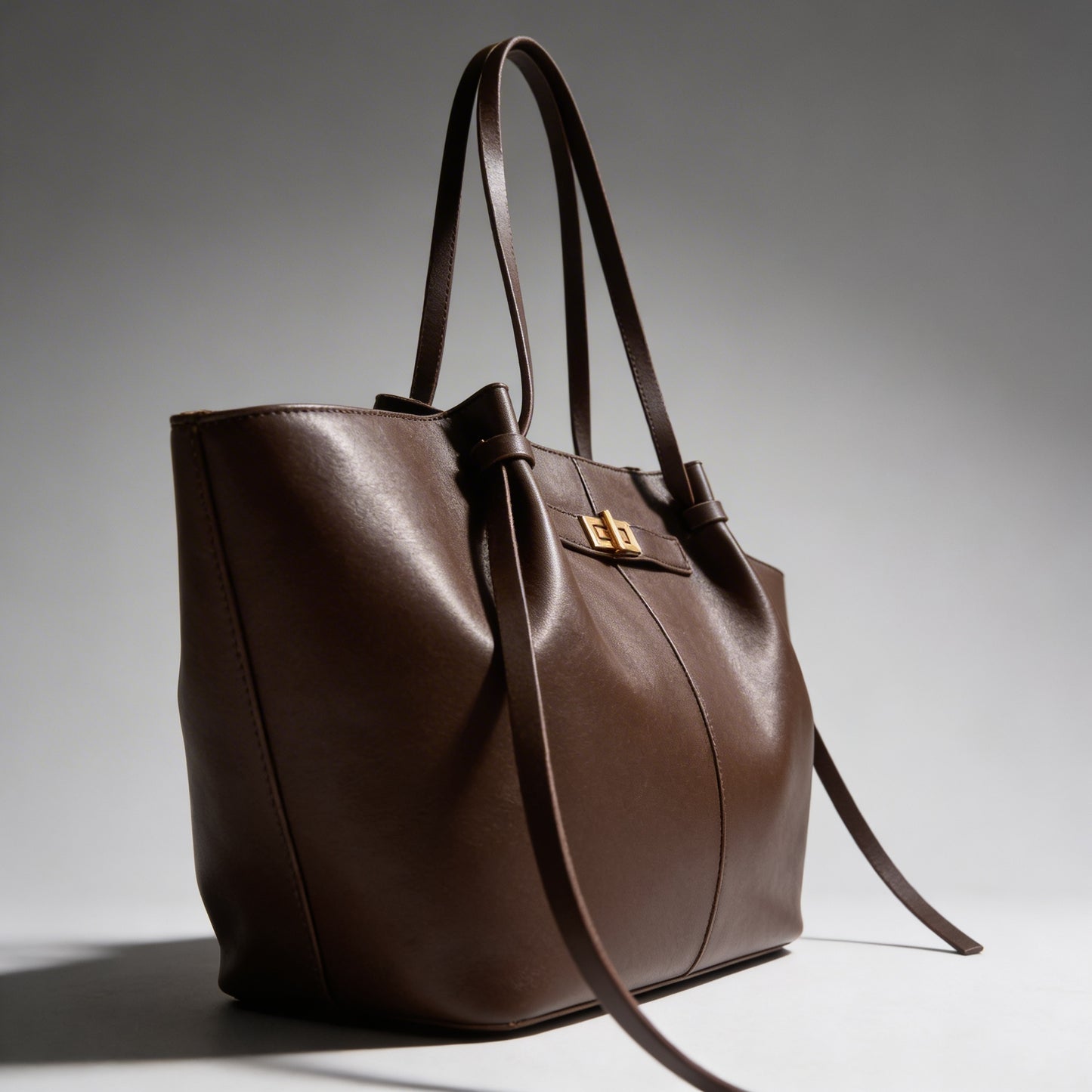 Stadera Essential Shoulder Bag