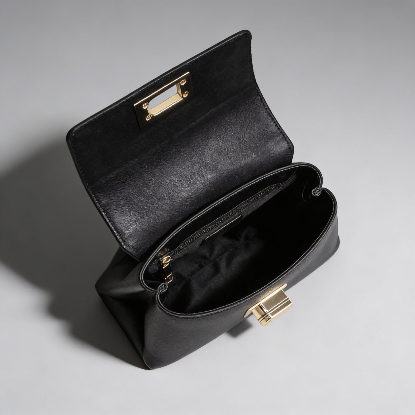 Aurelia Essence Square Bag