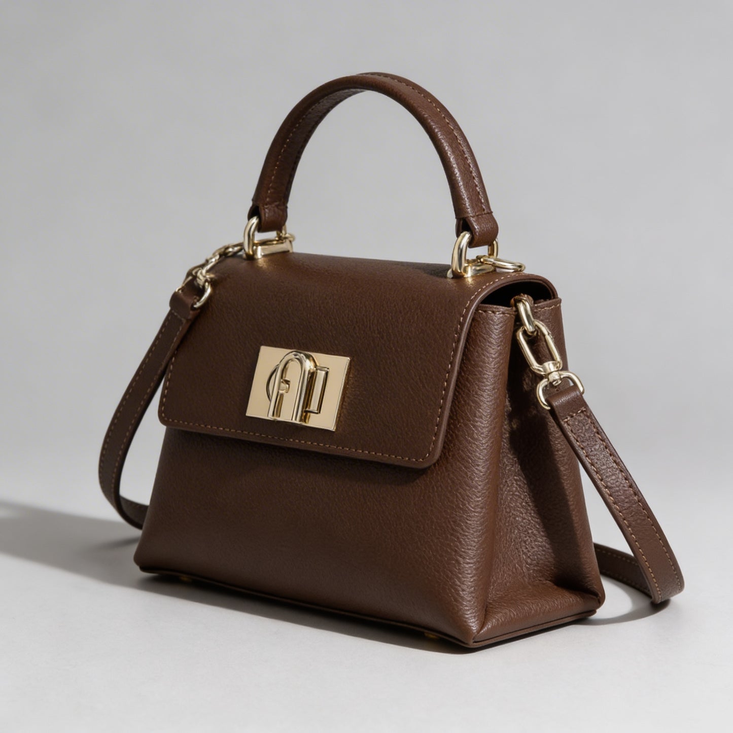 Aurelia Essence Square Bag