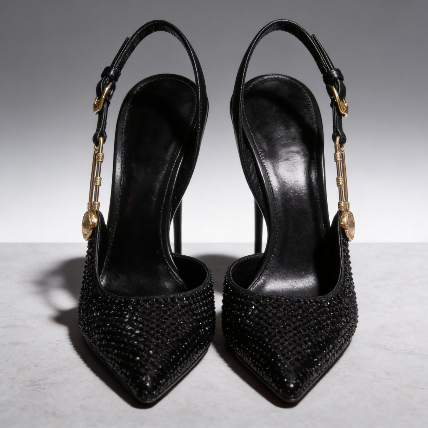 Vellaro Sculpted Grace Slingback