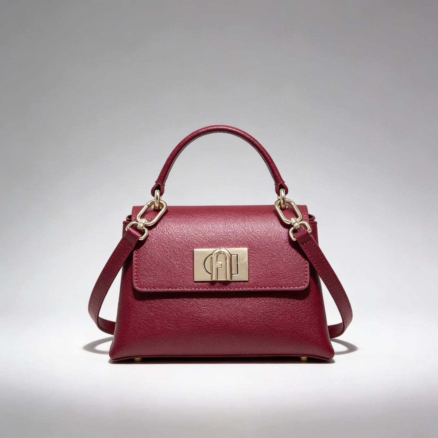 Aurelia Essence Square Bag